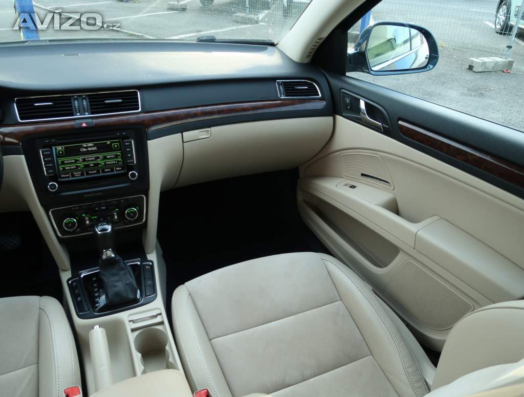 Foto inzerátu Skoda Superb 2.0 TDI