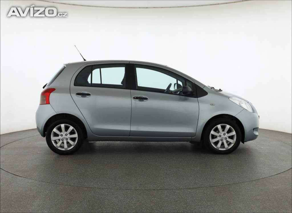 Foto inzerátu Toyota Yaris 1.3