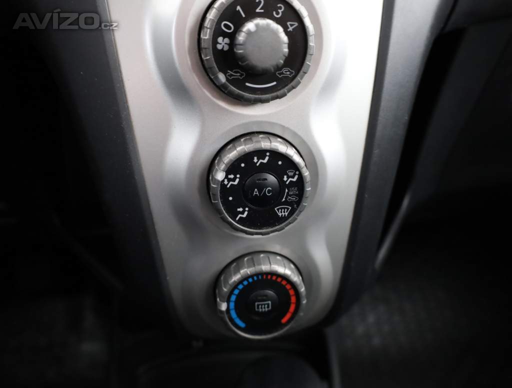 Foto inzerátu Toyota Yaris 1.3
