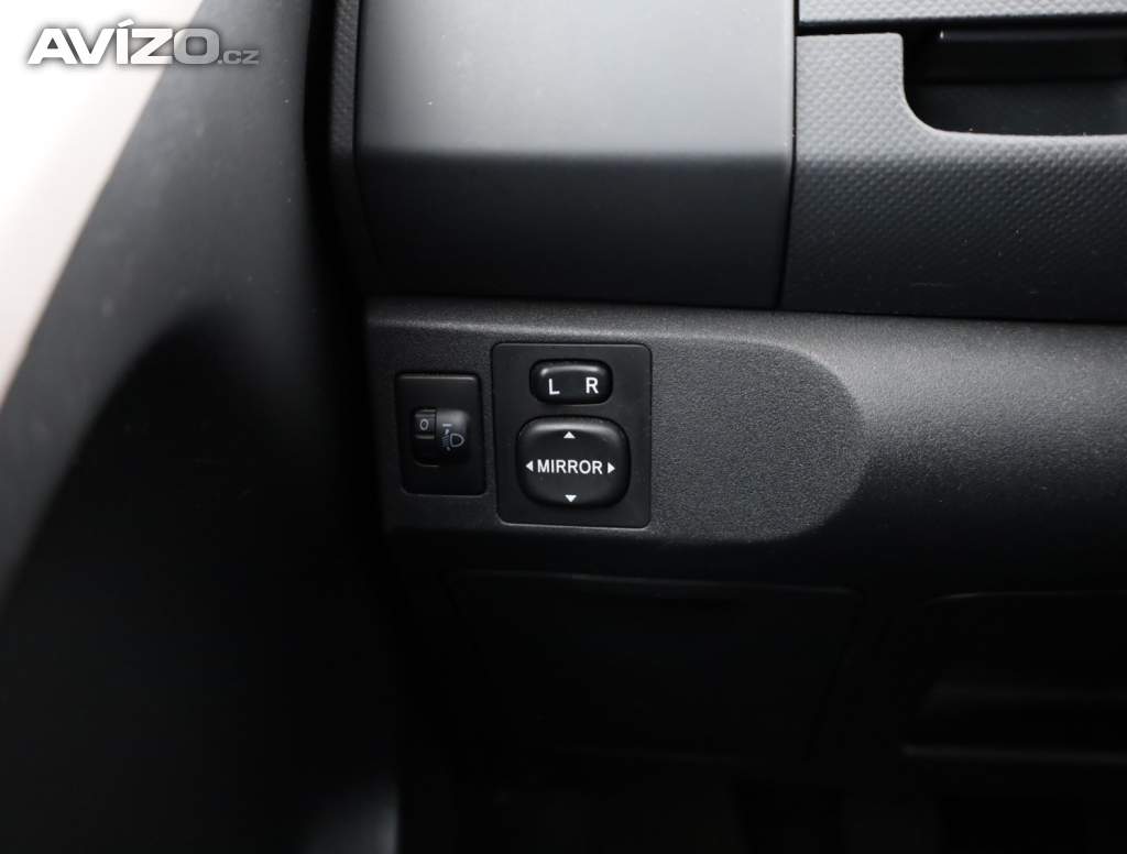 Foto inzerátu Toyota Yaris 1.3