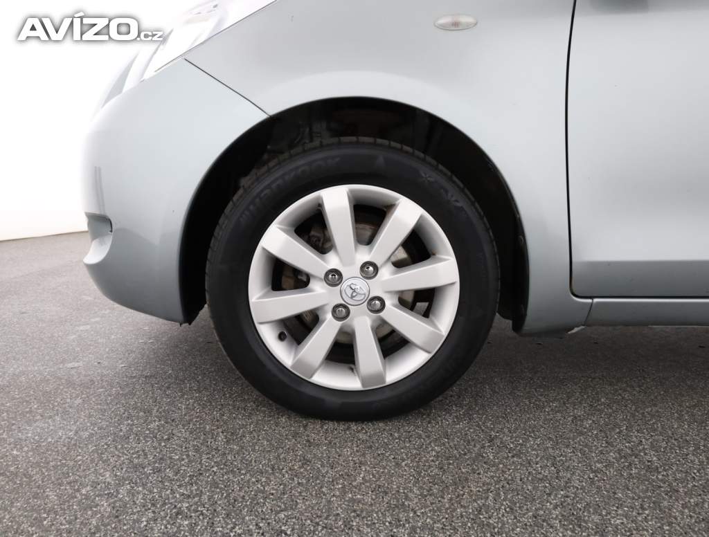 Foto inzerátu Toyota Yaris 1.3