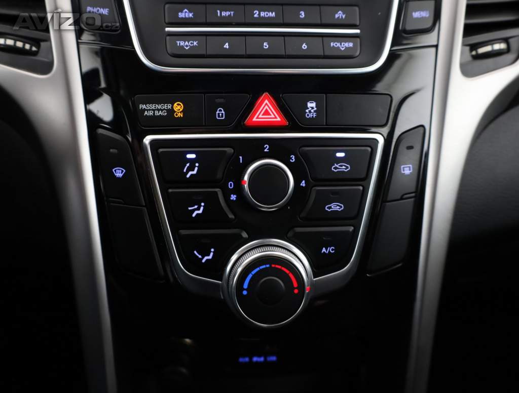 Foto inzerátu Hyundai i30 1.6 MPI