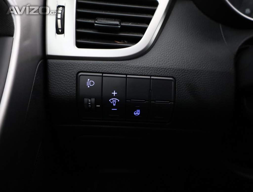 Foto inzerátu Hyundai i30 1.6 MPI