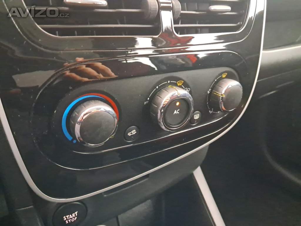 Foto inzerátu Renault Clio 1.2 16V