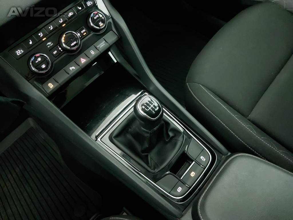 Foto inzerátu Skoda Karoq 1.5 TSI