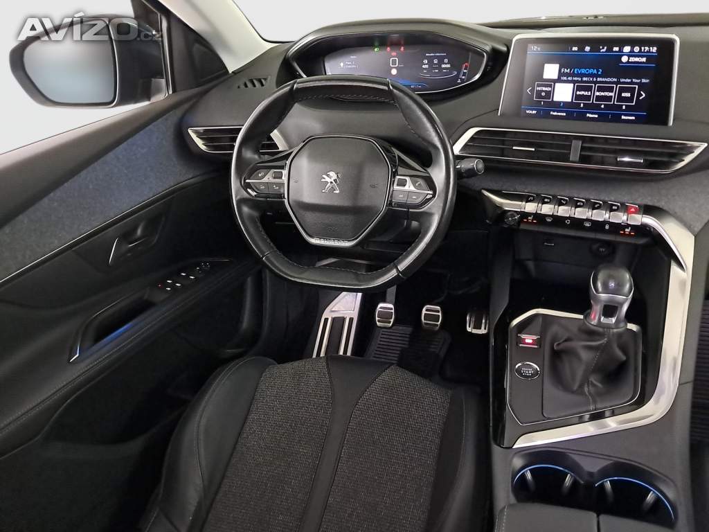 Foto inzerátu Peugeot 5008 PureTech 130