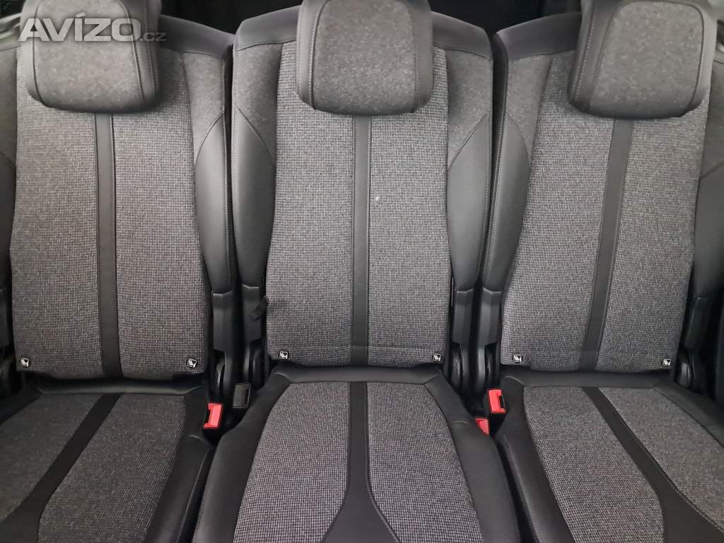 Foto inzerátu Peugeot 5008 PureTech 130
