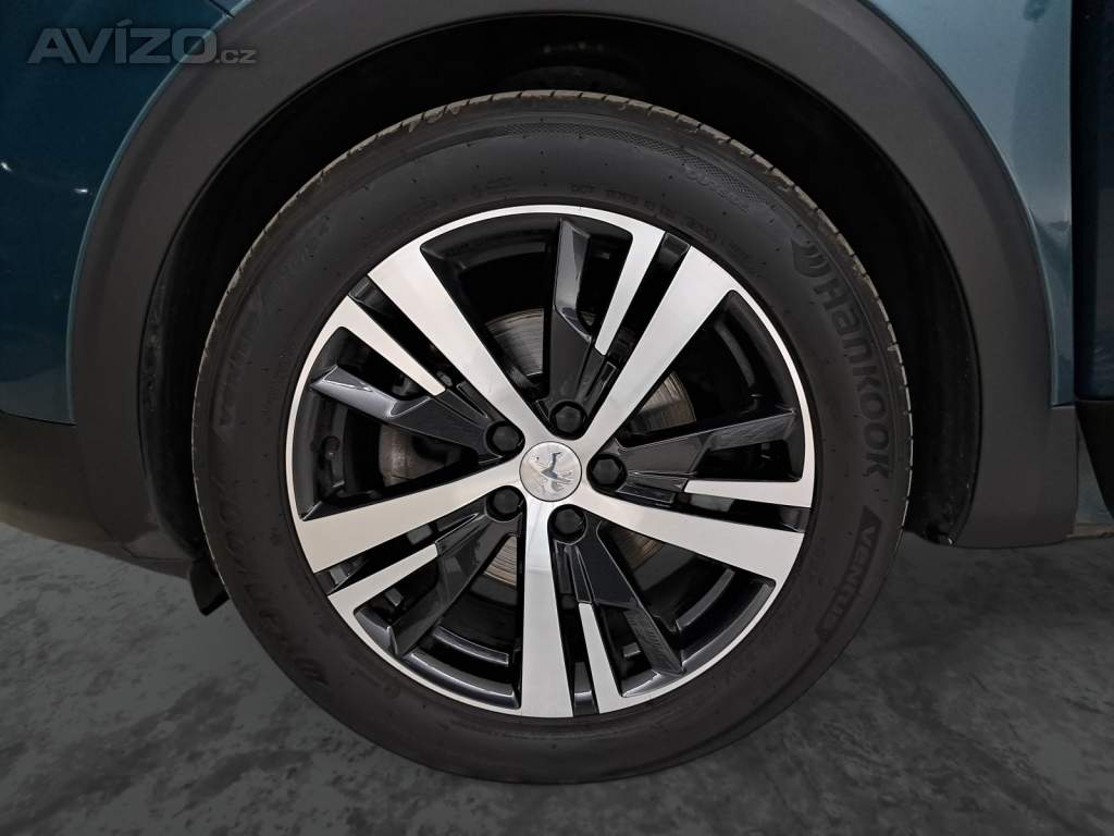 Foto inzerátu Peugeot 5008 PureTech 130