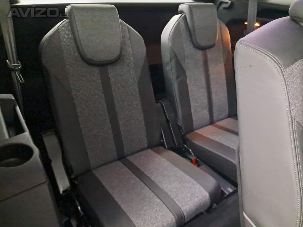 Foto inzerátu Peugeot 5008 PureTech 130