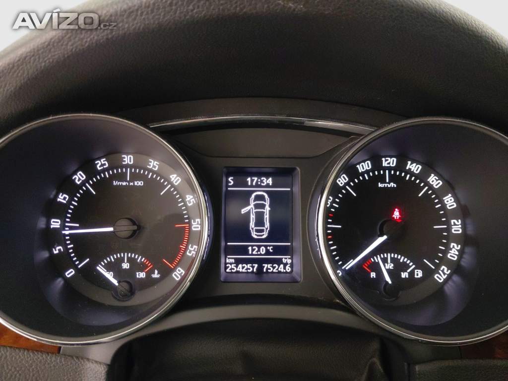 Foto inzerátu Skoda Superb 2.0 TDI