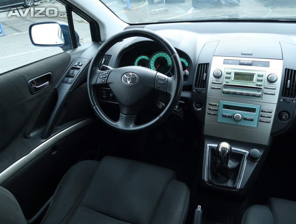 Foto inzerátu Toyota Corolla Verso 1.8
