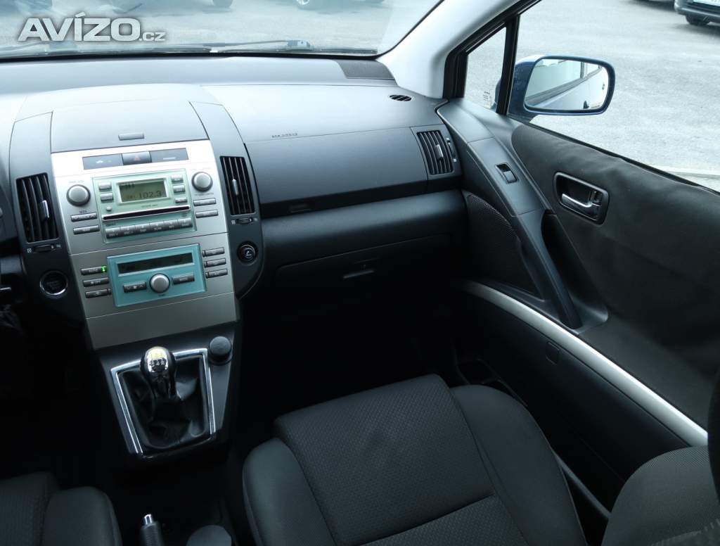 Foto inzerátu Toyota Corolla Verso 1.8