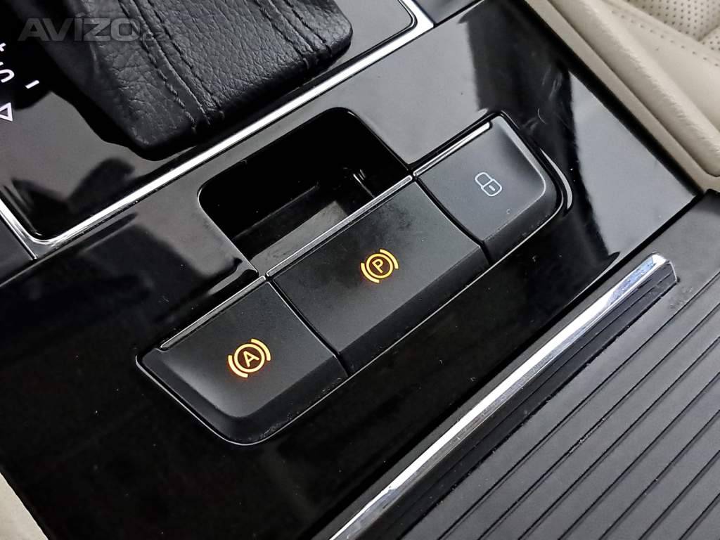 Foto inzerátu Skoda Superb 2.0 TDI 4x4