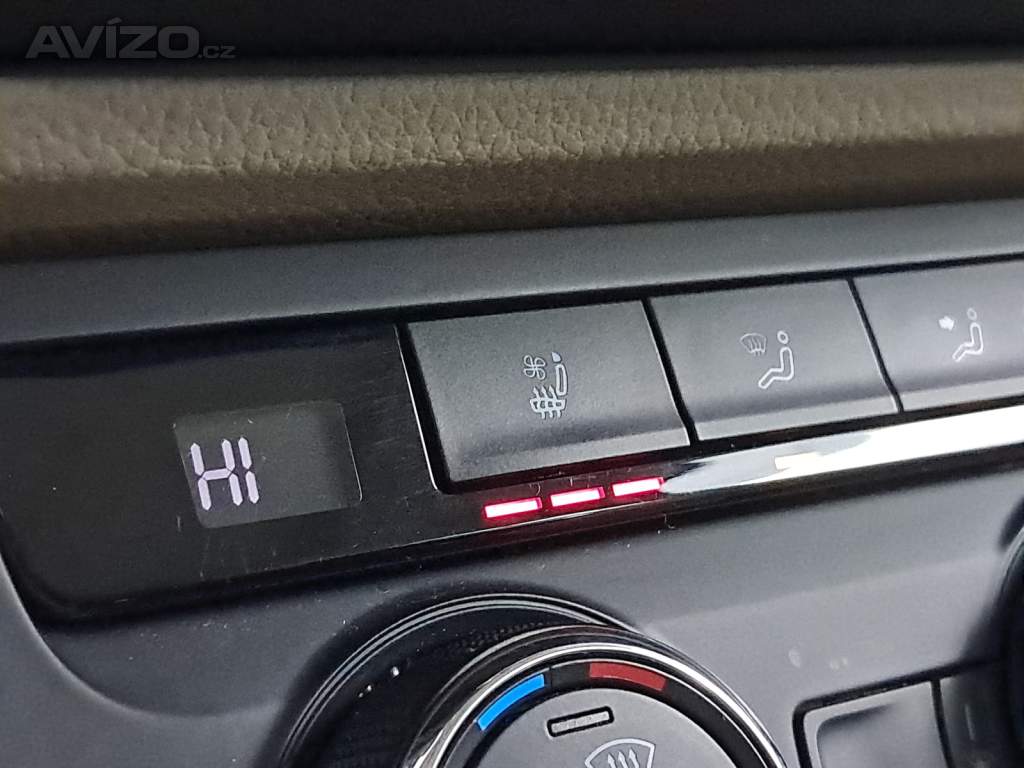 Foto inzerátu Skoda Superb 2.0 TDI 4x4