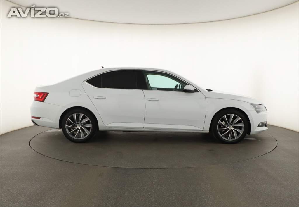 Foto inzerátu Skoda Superb 2.0 TDI
