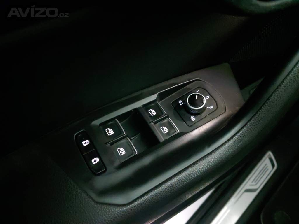 Foto inzerátu VW Touareg 3.0 TDI