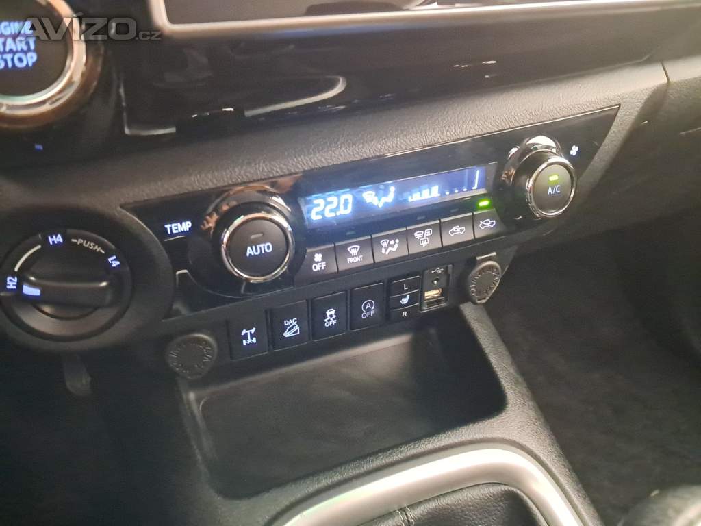 Foto inzerátu Toyota Hilux 2.4 D-4D