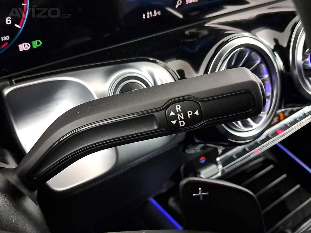 Foto inzerátu Mercedes GLB GLB 200 d 4MATIC