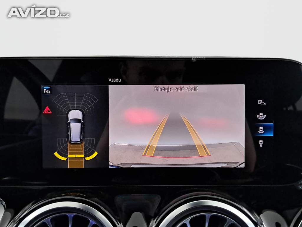 Foto inzerátu Mercedes GLB GLB 200 d 4MATIC
