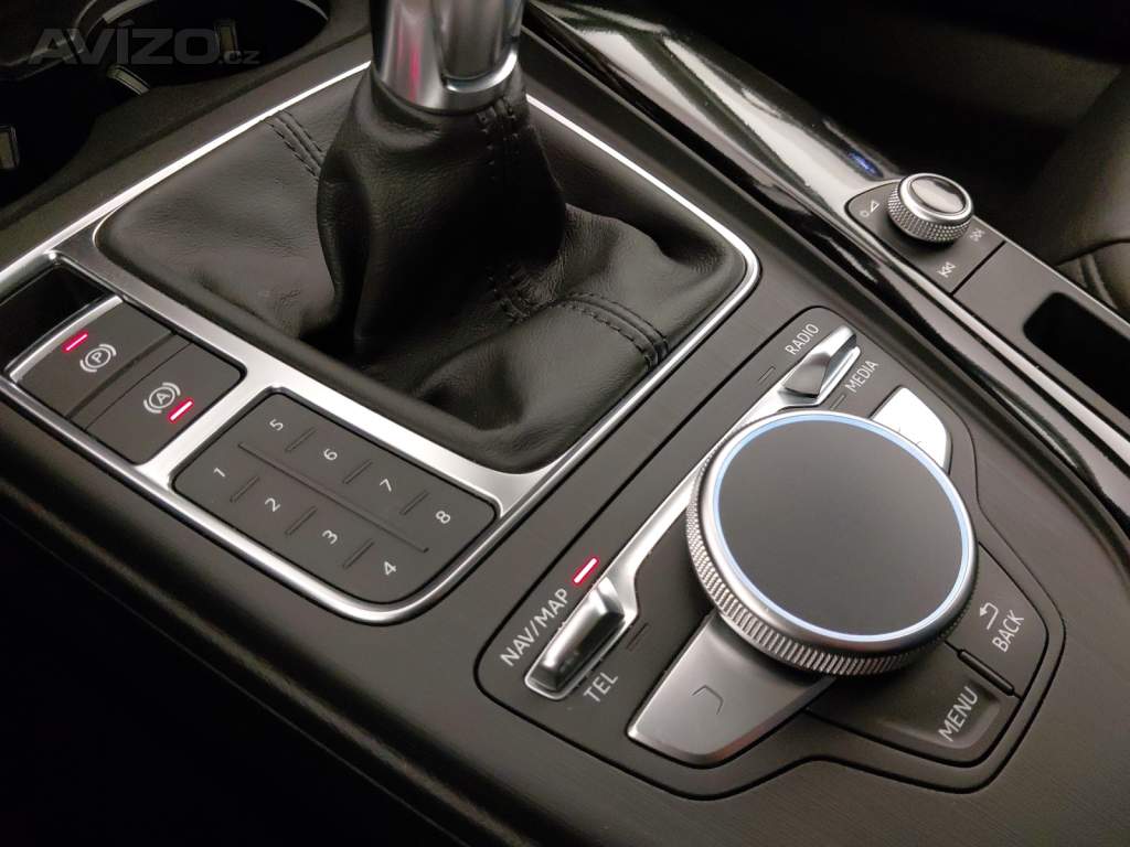 Foto inzerátu Audi A4 2.0 TDI