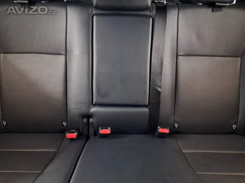 Foto inzerátu Toyota Hilux 2.4 D-4D