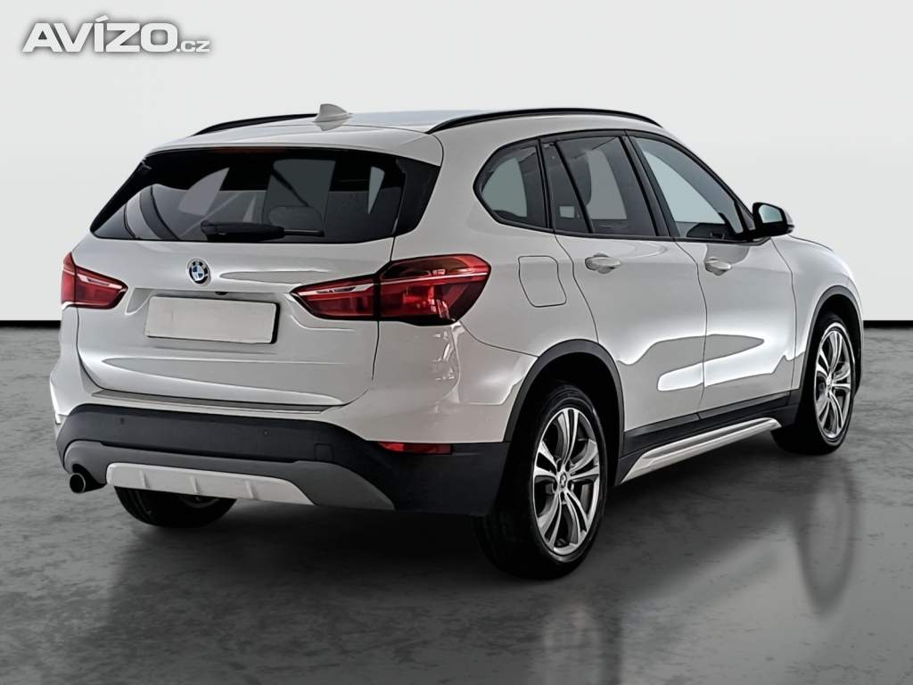Foto inzerátu BMW X1 sDrive18i