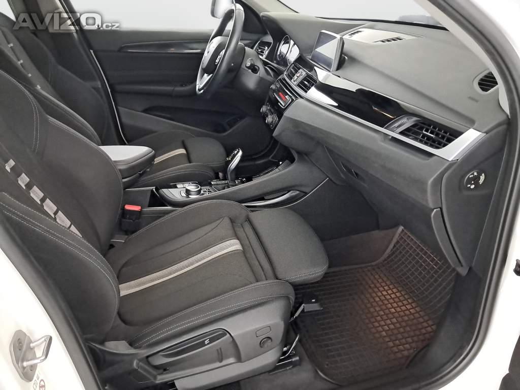 Foto inzerátu BMW X1 sDrive18i