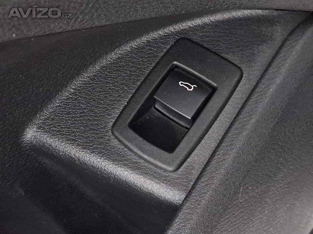 Foto inzerátu BMW X1 sDrive18i