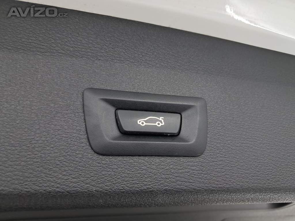 Foto inzerátu BMW X1 sDrive18i