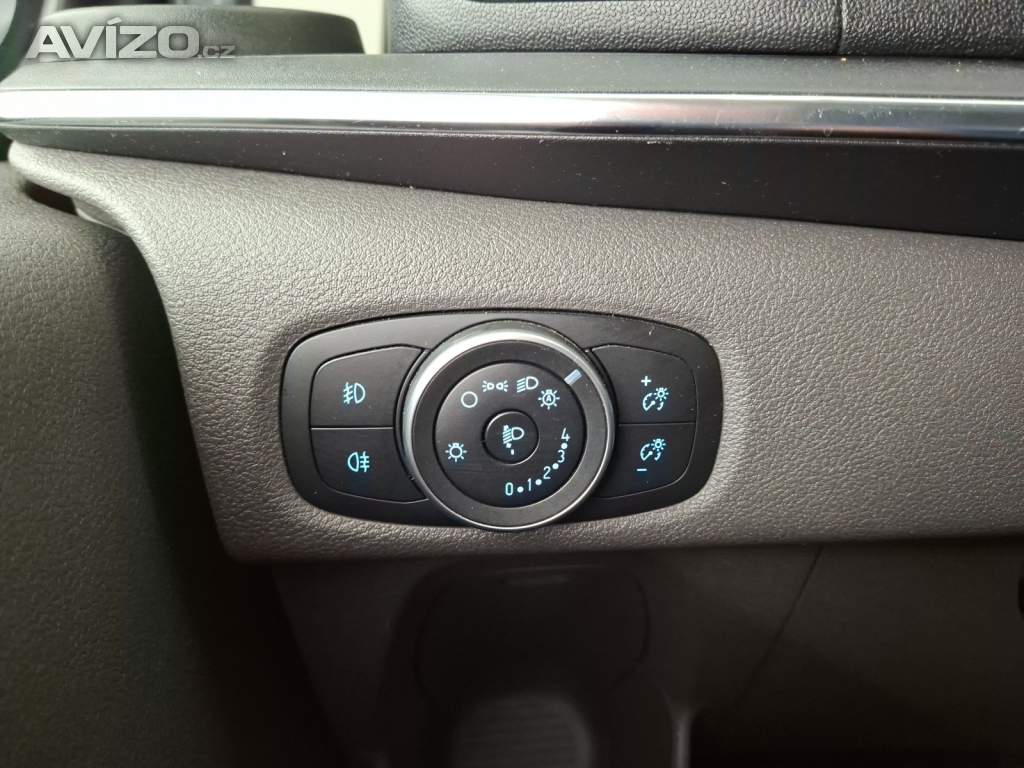 Foto inzerátu Ford Tourneo Custom 2.0 EcoBlue