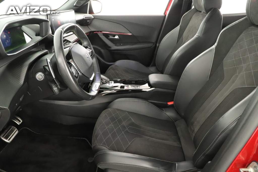 Foto inzerátu Peugeot 2008 1.2 PureTech