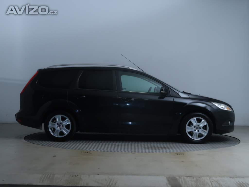 Foto inzerátu Ford Focus 1.6 16V