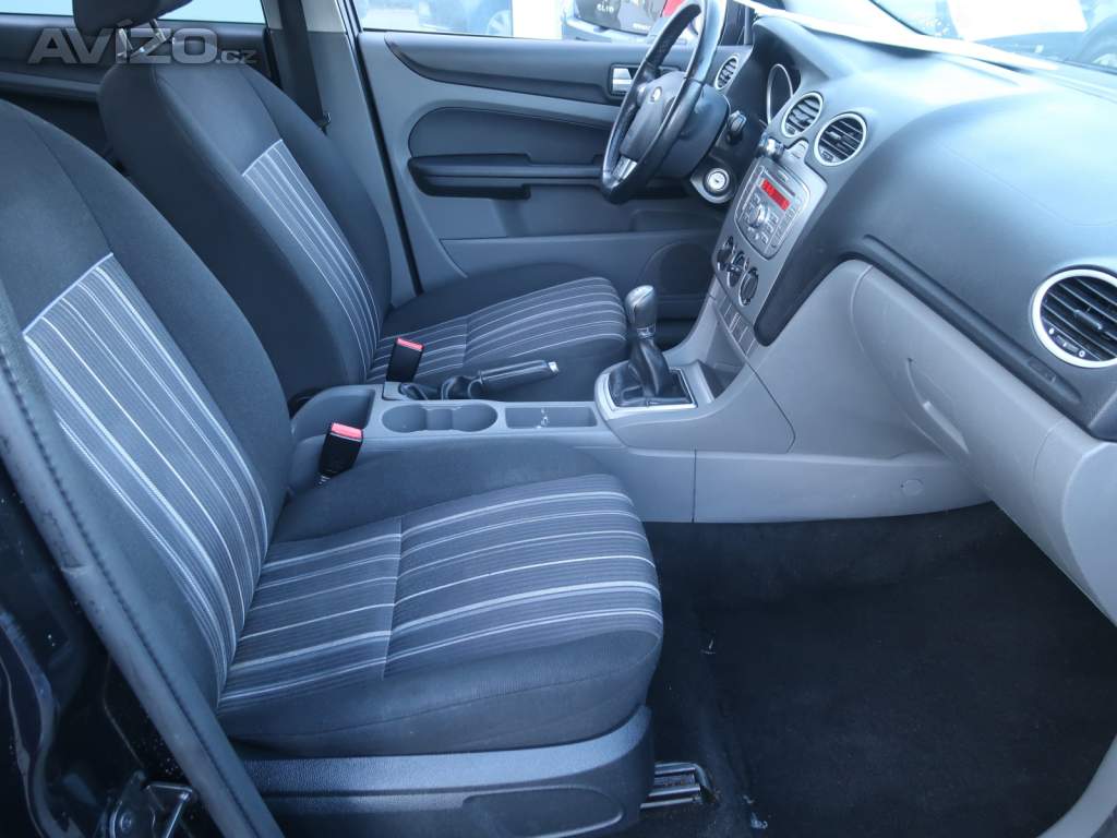 Foto inzerátu Ford Focus 1.6 16V