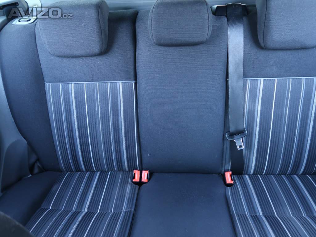 Foto inzerátu Ford Focus 1.6 16V