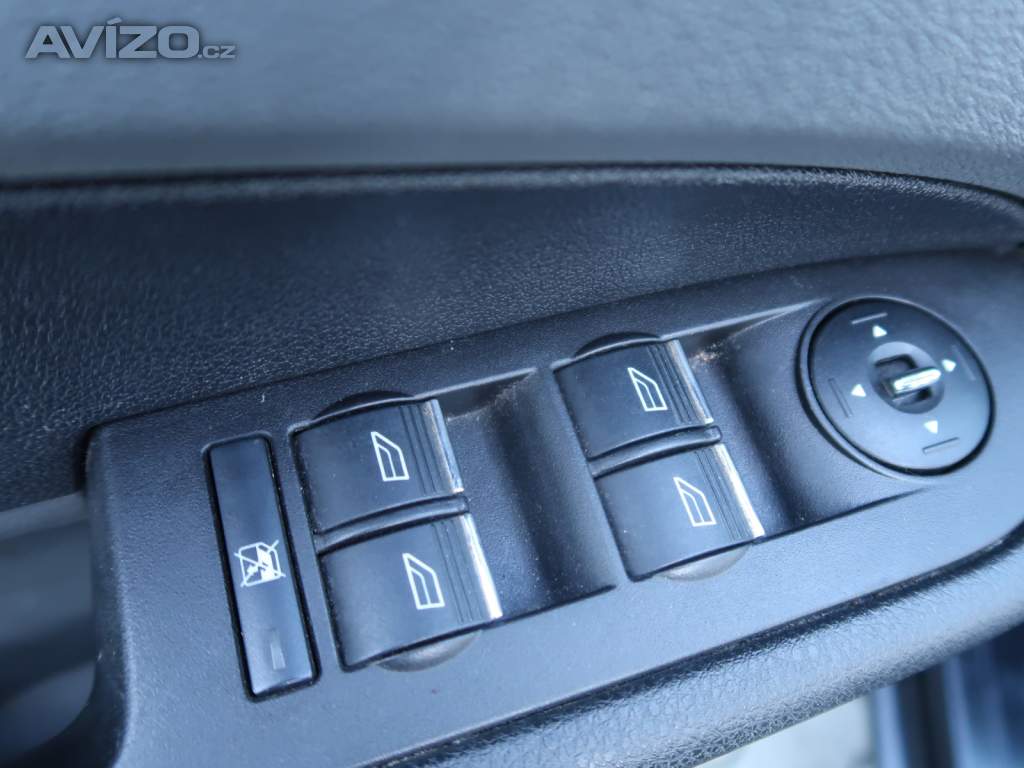 Foto inzerátu Ford Focus 1.6 16V