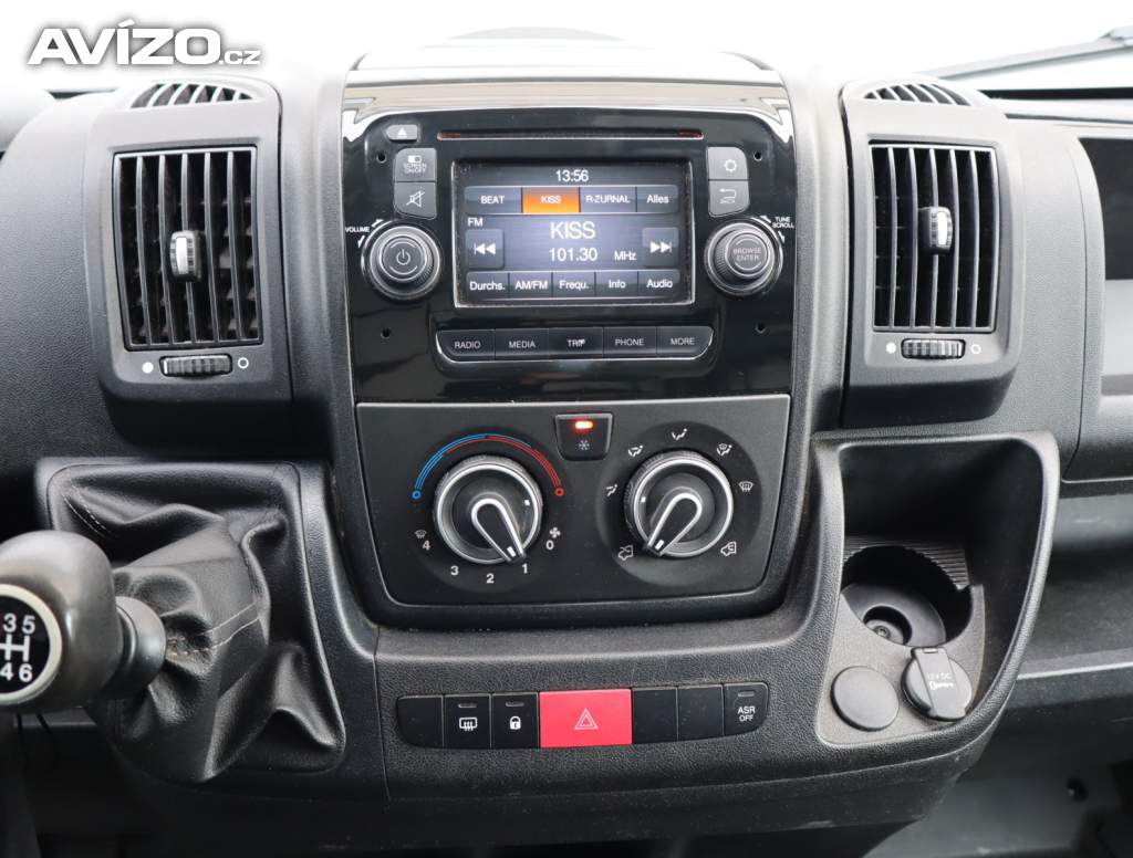 Foto inzerátu Citroen Jumper 2.0 BlueHDi