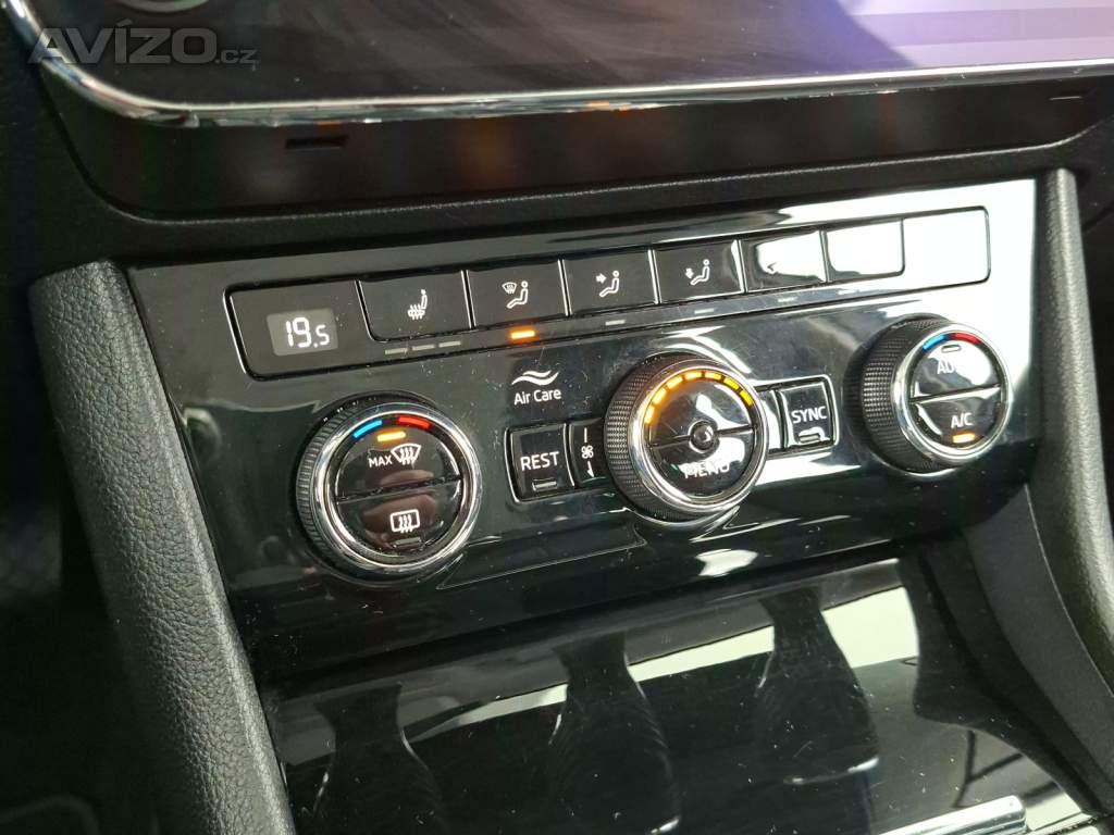 Foto inzerátu Skoda Superb 2.0 TDI