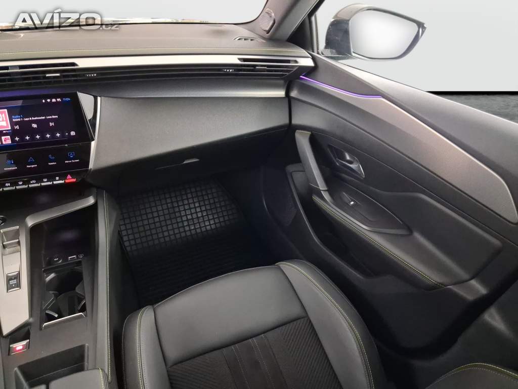 Foto inzerátu Peugeot 308 Hybrid 180