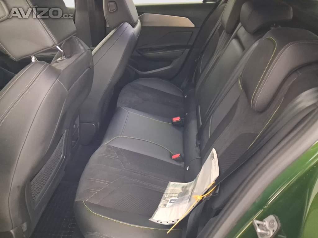 Foto inzerátu Peugeot 308 Hybrid 180