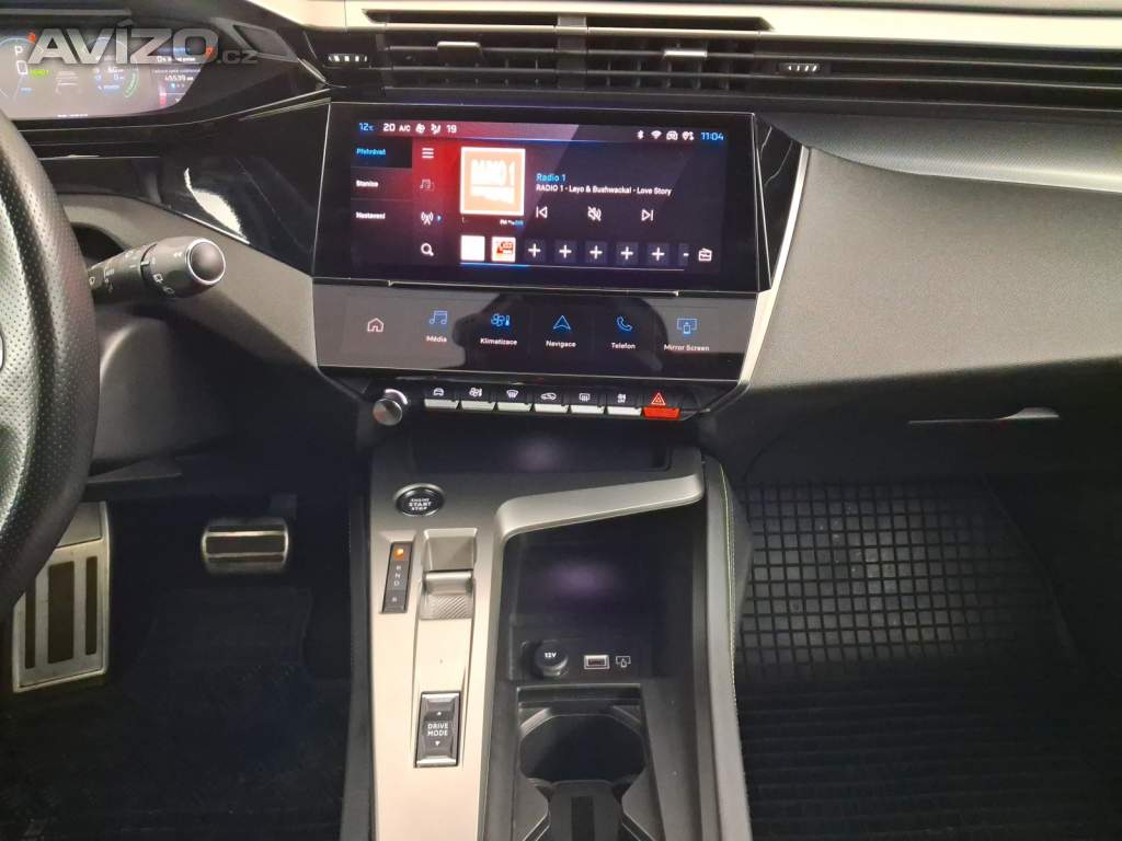 Foto inzerátu Peugeot 308 Hybrid 180