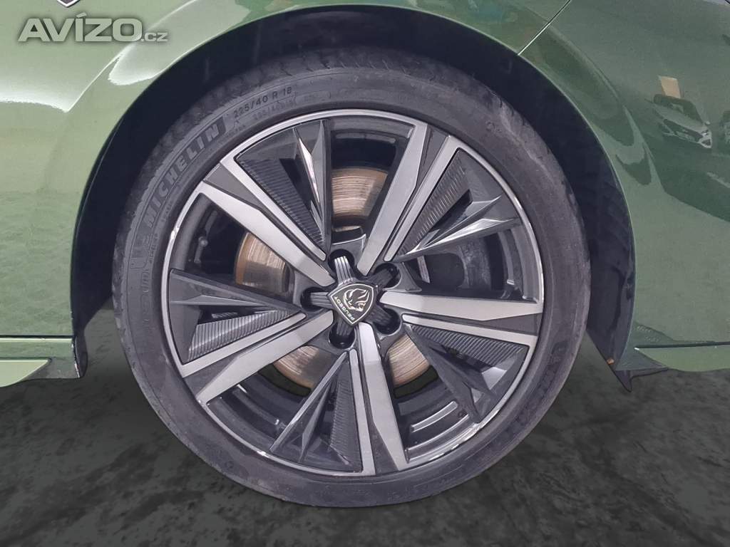 Foto inzerátu Peugeot 308 Hybrid 180