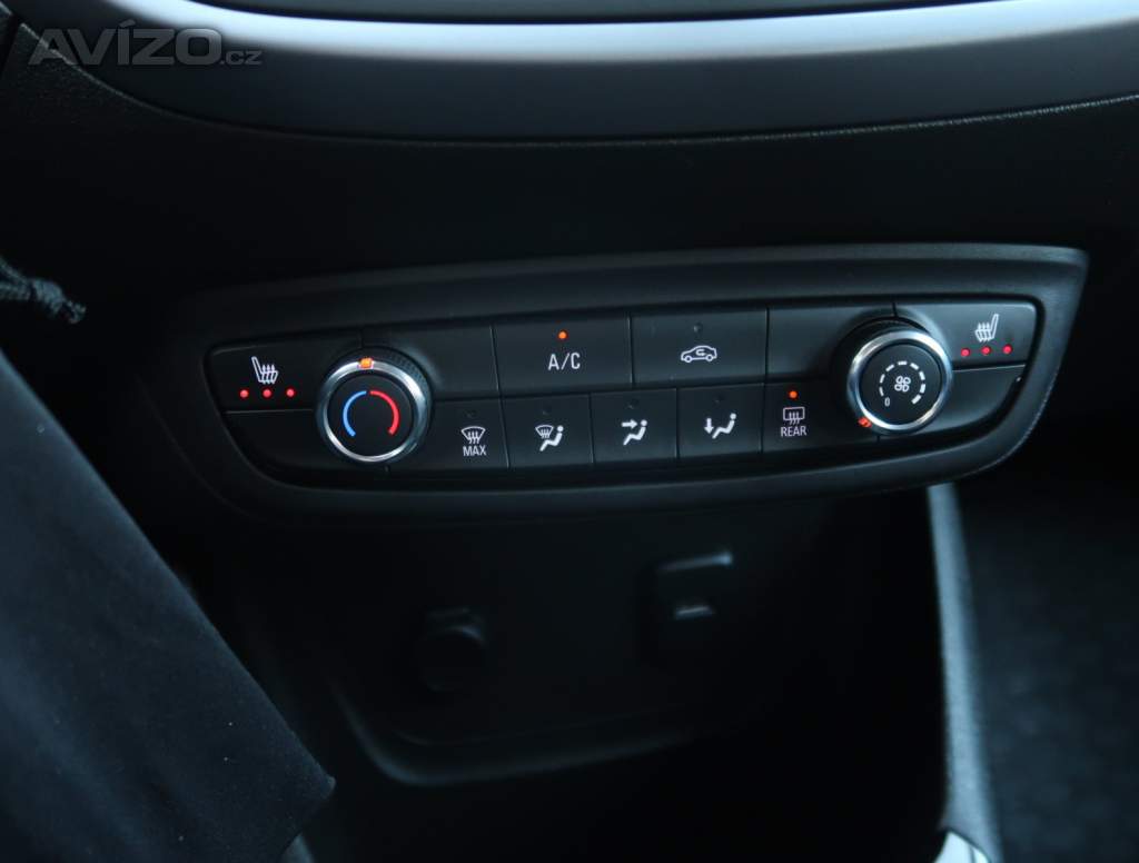 Foto inzerátu Opel Crossland 1.2