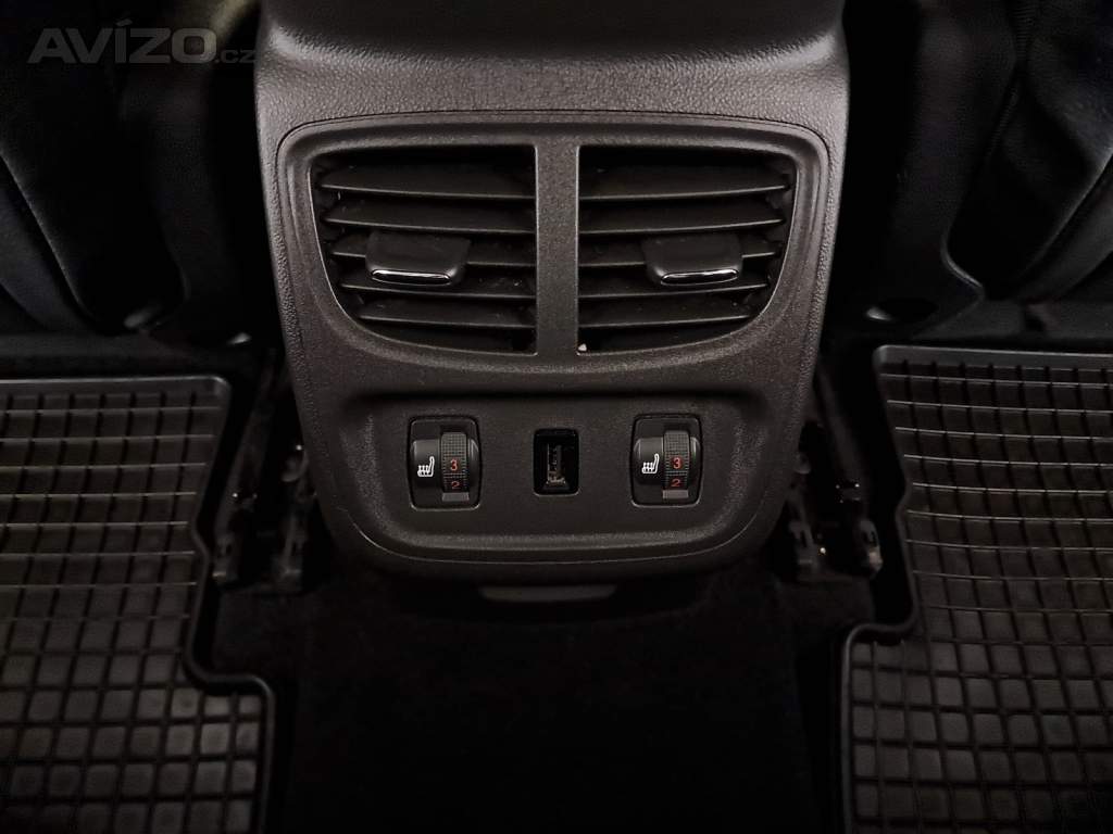 Foto inzerátu Opel Grandland 1.2 Turbo