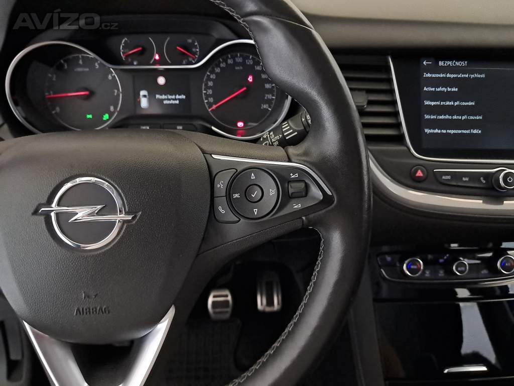 Foto inzerátu Opel Grandland 1.2 Turbo