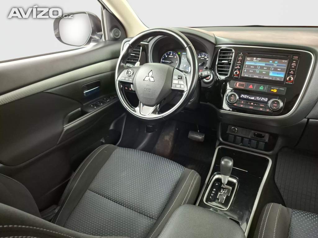 Foto inzerátu Mitsubishi Outlander 2.2 DI-D