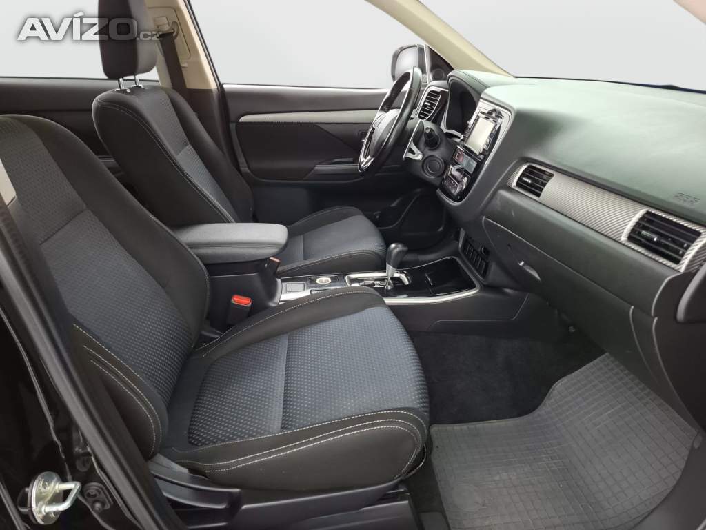 Foto inzerátu Mitsubishi Outlander 2.2 DI-D
