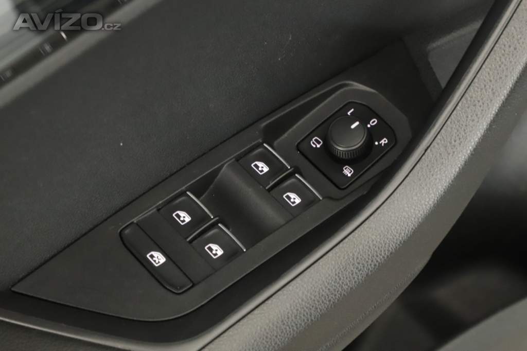 Foto inzerátu Skoda Karoq 1.6 TDI