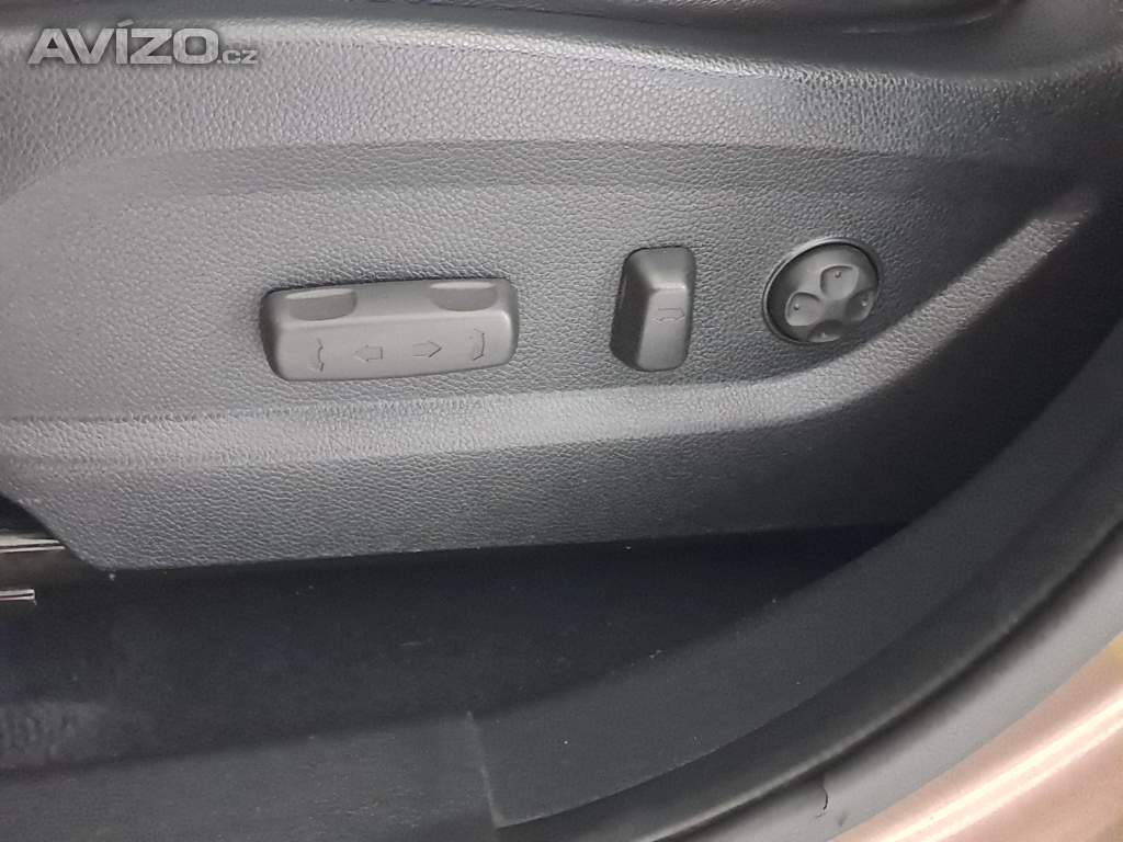 Foto inzerátu Hyundai Santa Fe 2.2 CRDi