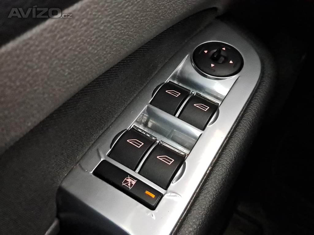 Foto inzerátu Ford Focus 2.0 16V
