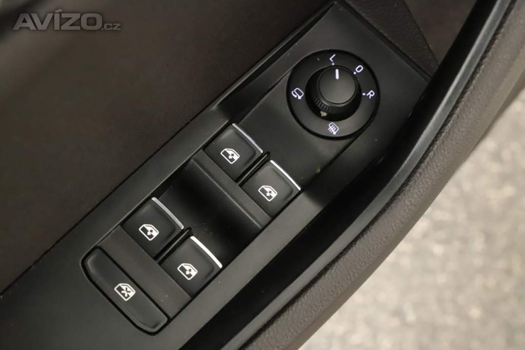Foto inzerátu Skoda Superb 2.0 TDI